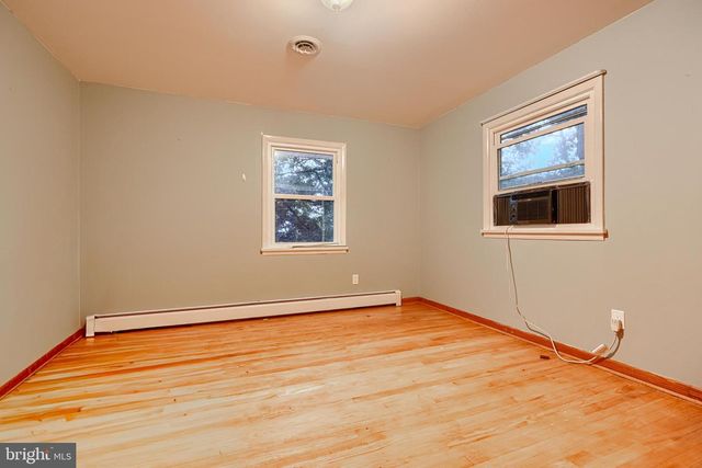 11810 BAYBERRY AVE, Cumberland, MD 21502