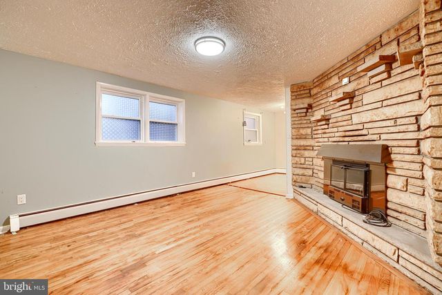 11810 BAYBERRY AVE, Cumberland, MD 21502