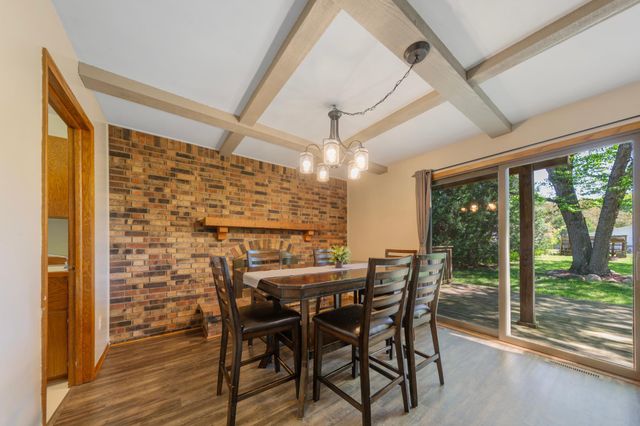 421 10th Avenue SE, Faribault, MN 55021