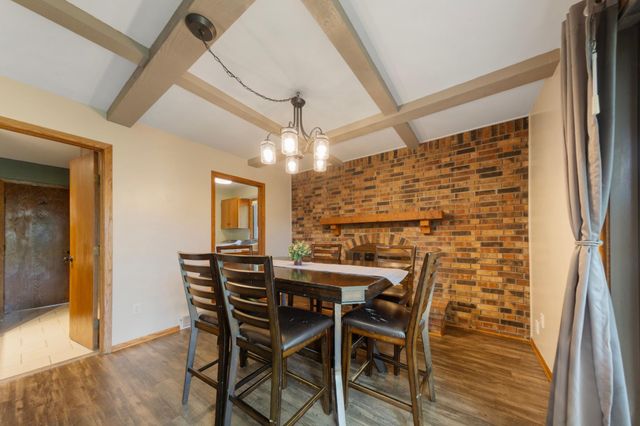 421 10th Avenue SE, Faribault, MN 55021