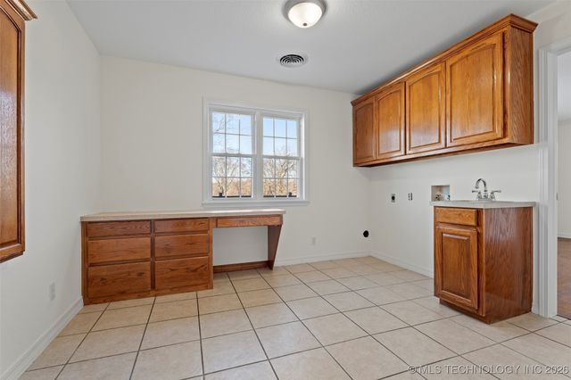 17837 E Brady Street, Catoosa, OK 74015