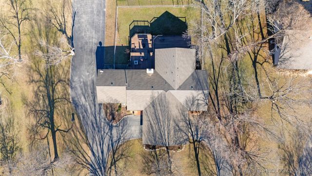 17837 E Brady Street, Catoosa, OK 74015