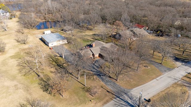 17837 E Brady Street, Catoosa, OK 74015