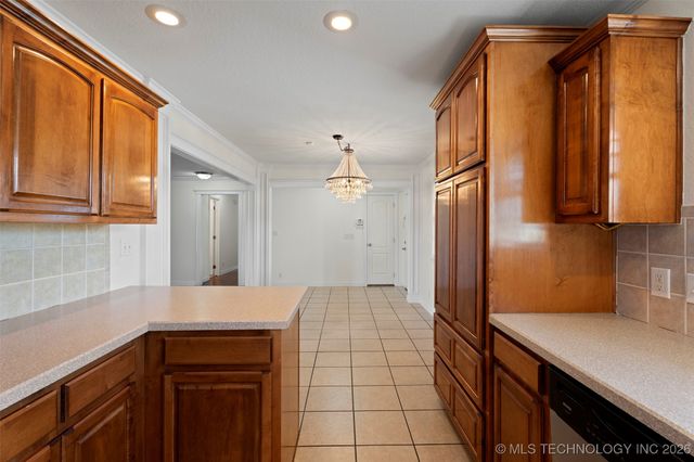 17837 E Brady Street, Catoosa, OK 74015