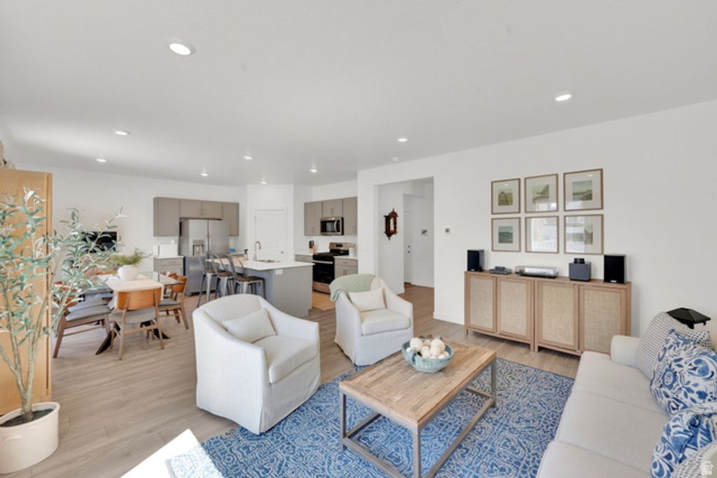 Image 4 of property listing at 3507 W 800 N, Lehi, UT 84048