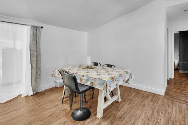 2525 VISTA PARK DRIVE, Deland, FL 32724