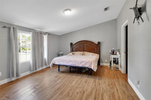 2525 VISTA PARK DRIVE, Deland, FL 32724