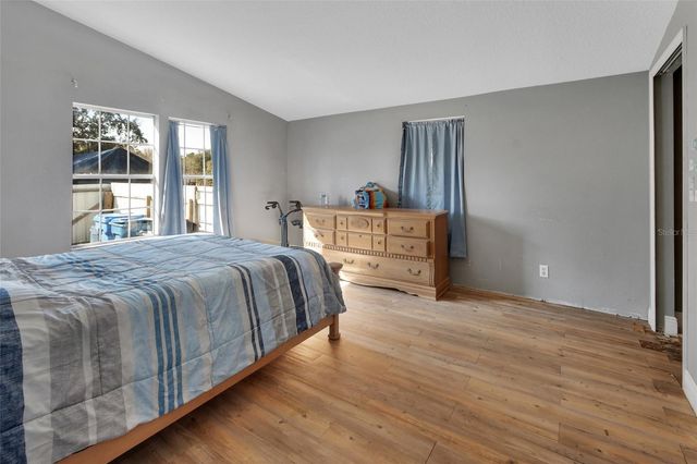 2525 VISTA PARK DRIVE, Deland, FL 32724