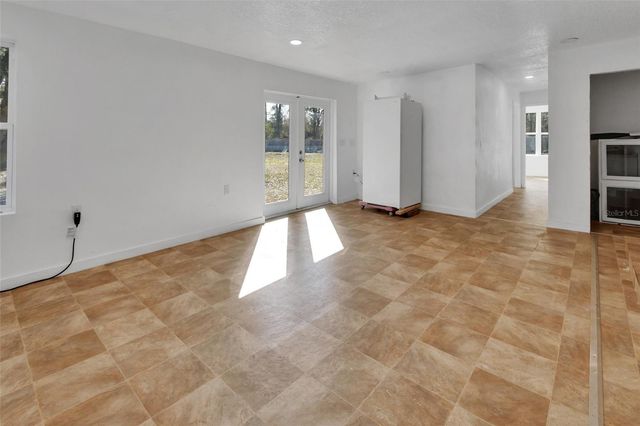 2525 VISTA PARK DRIVE, Deland, FL 32724