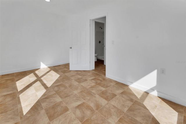 2525 VISTA PARK DRIVE, Deland, FL 32724