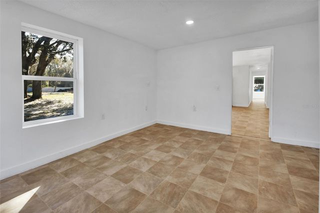 2525 VISTA PARK DRIVE, Deland, FL 32724