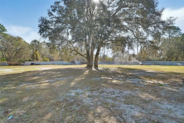 2525 VISTA PARK DRIVE, Deland, FL 32724