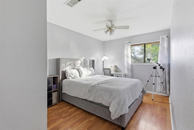 105 Norwood DR B, Georgetown, TX 78628