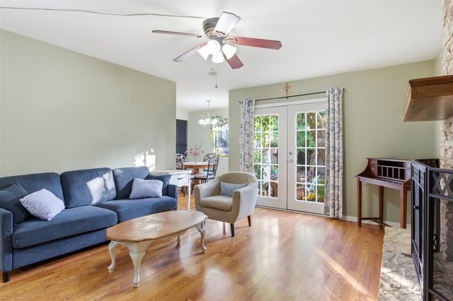 105 Norwood DR B, Georgetown, TX 78628