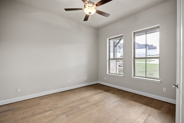 3301 Shelton Dr, Kerrville, TX 78028