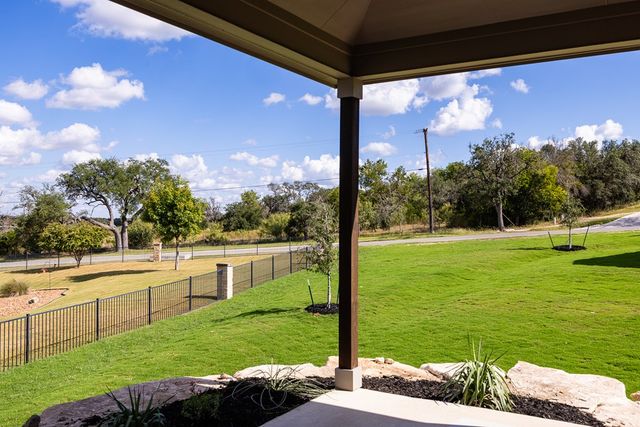 3301 Shelton Dr, Kerrville, TX 78028