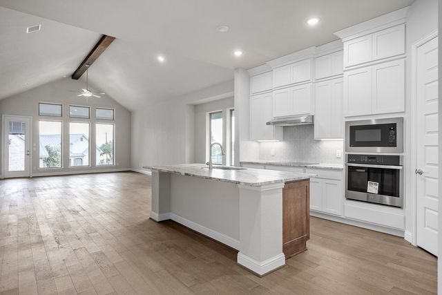 3301 Shelton Dr, Kerrville, TX 78028