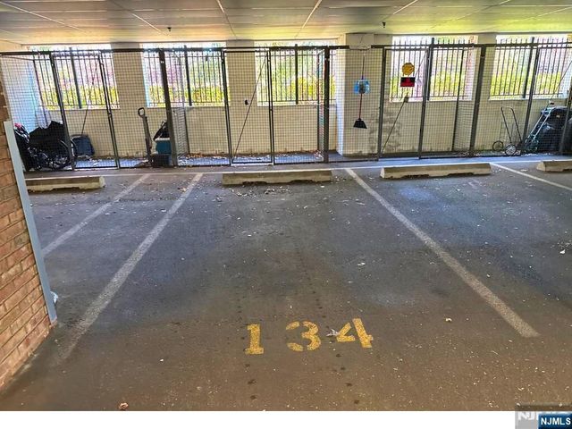 134 Cory Lane 134, Elmwood Park, NJ 07407