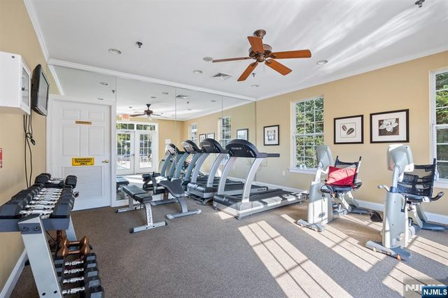 134 Cory Lane 134, Elmwood Park, NJ 07407