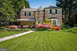 212 SAINT DUNSTANS RD, Baltimore, MD 21212
