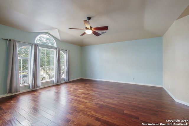 21811 Prospect Hill, San Antonio, TX 78258