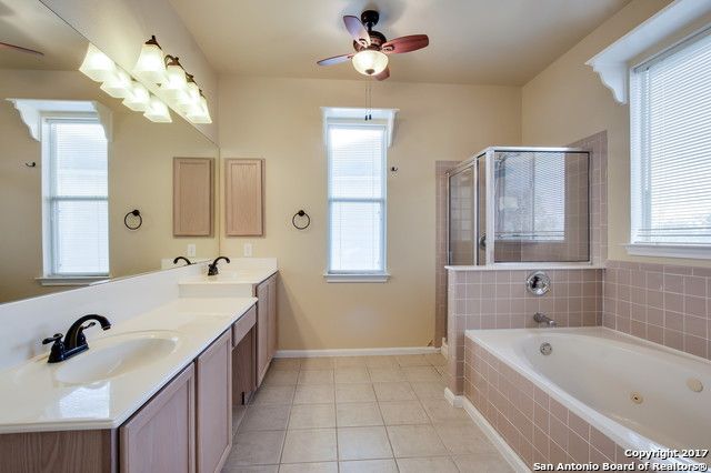 21811 Prospect Hill, San Antonio, TX 78258