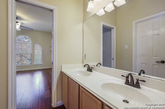 21811 Prospect Hill, San Antonio, TX 78258