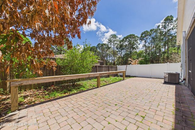 757 Donau Avenue NW, Palm Bay, FL 32907