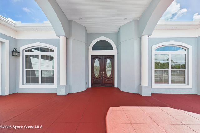 757 Donau Avenue NW, Palm Bay, FL 32907