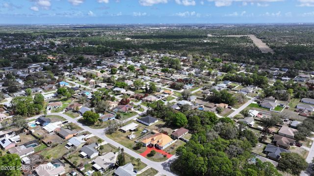 757 Donau Avenue NW, Palm Bay, FL 32907