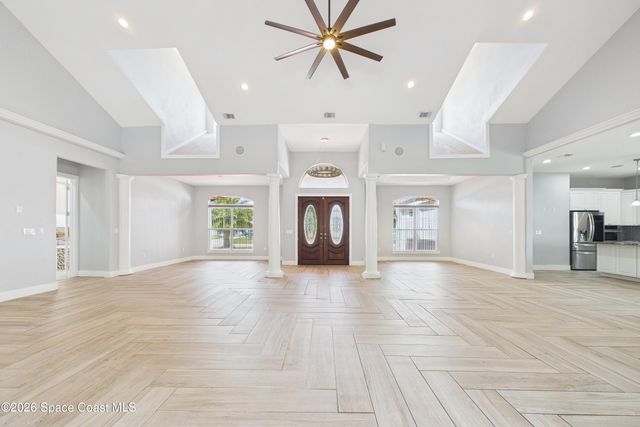 757 Donau Avenue NW, Palm Bay, FL 32907