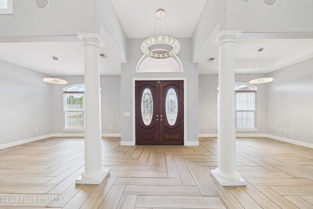 757 Donau Avenue NW, Palm Bay, FL 32907