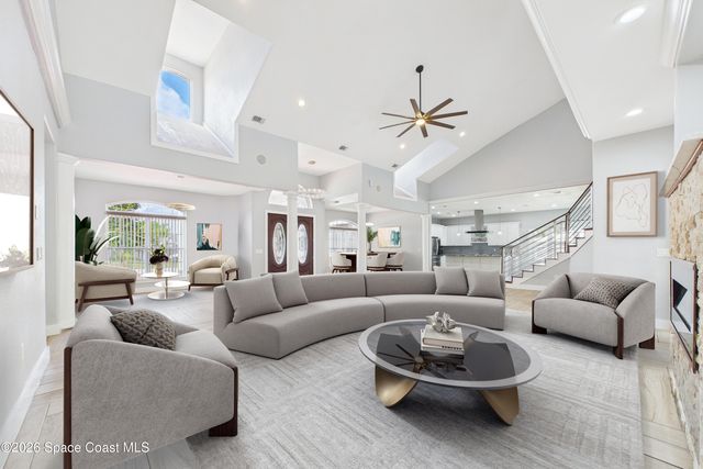 757 Donau Avenue NW, Palm Bay, FL 32907