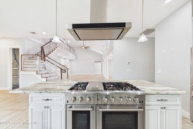 757 Donau Avenue NW, Palm Bay, FL 32907