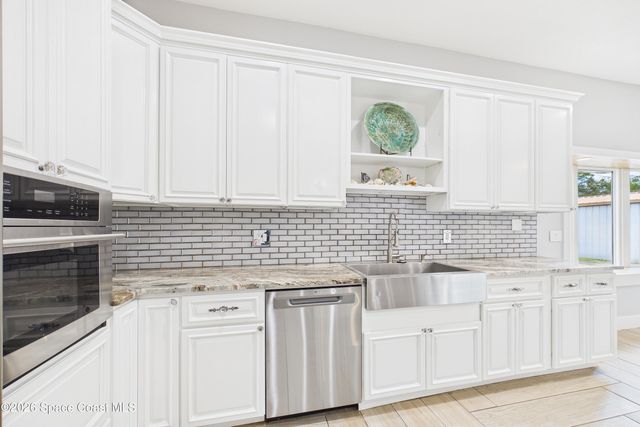 757 Donau Avenue NW, Palm Bay, FL 32907