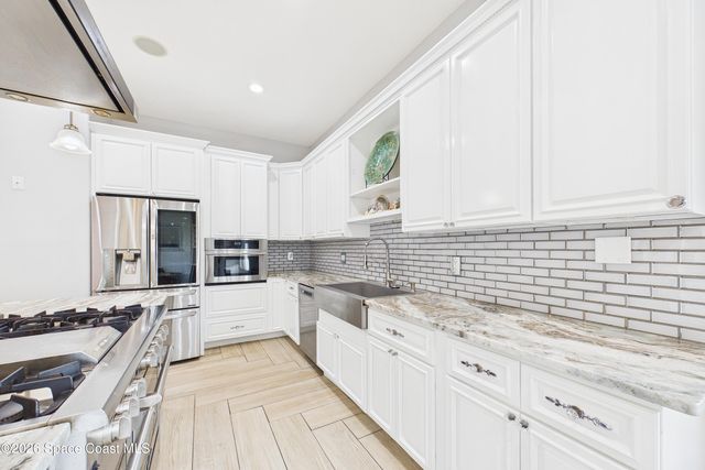 757 Donau Avenue NW, Palm Bay, FL 32907