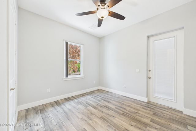 757 Donau Avenue NW, Palm Bay, FL 32907