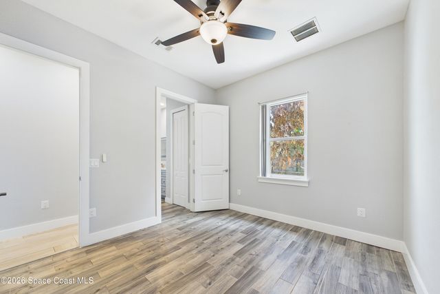 757 Donau Avenue NW, Palm Bay, FL 32907