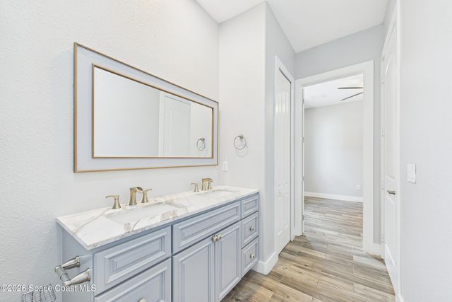 757 Donau Avenue NW, Palm Bay, FL 32907