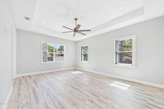 757 Donau Avenue NW, Palm Bay, FL 32907