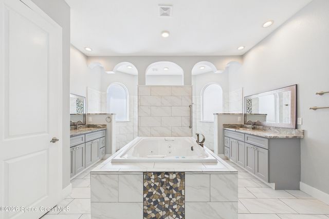 757 Donau Avenue NW, Palm Bay, FL 32907