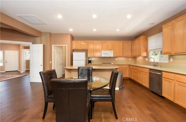 28300 Long Meadow Drive, Menifee, CA 92584