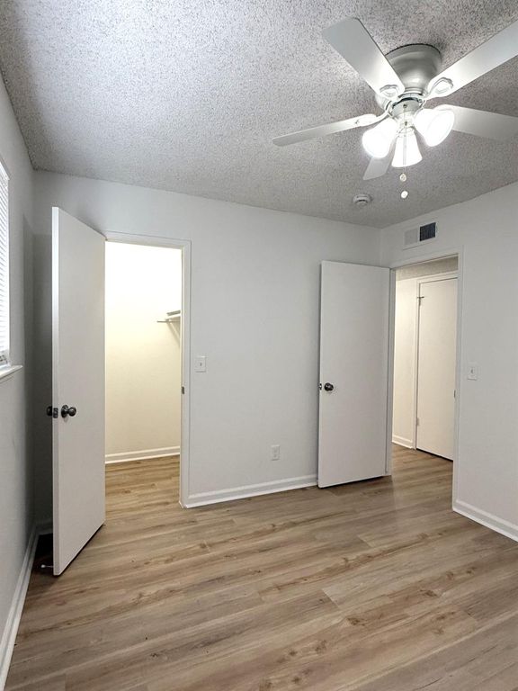 Image 11 of property listing at 1105 N Thorne Avenue, Fresno, CA 93728