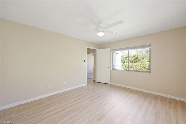 7756 Jewel LN 204, Naples, FL 34109