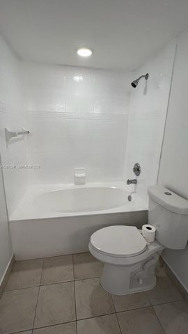 509 E Sheridan St 408, Dania Beach, FL 33004