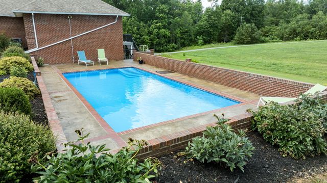 320 Alice Roy Road, Windsor, KY 42565