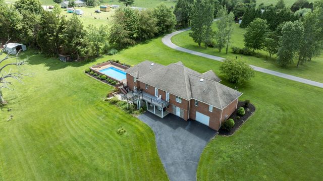 320 Alice Roy Road, Windsor, KY 42565