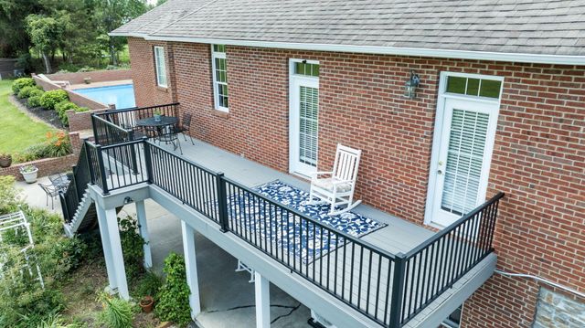 320 Alice Roy Road, Windsor, KY 42565