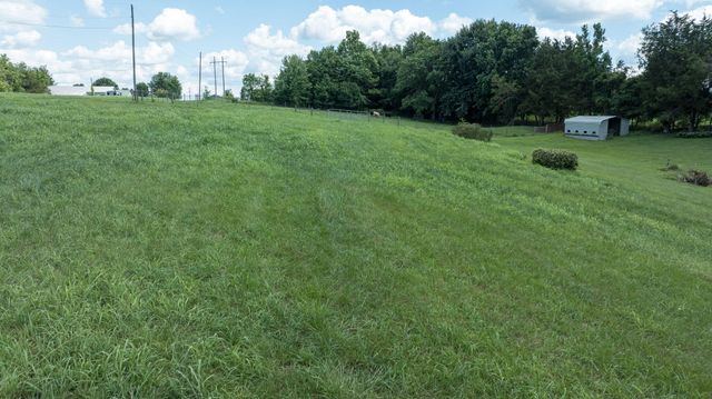 320 Alice Roy Road, Windsor, KY 42565