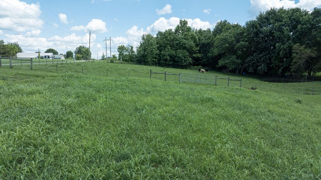 320 Alice Roy Road, Windsor, KY 42565